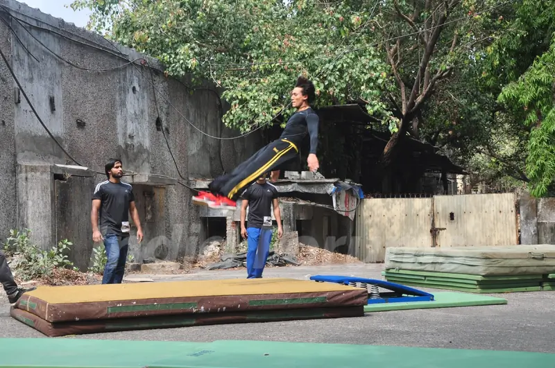 Tiger Shroff performs live action