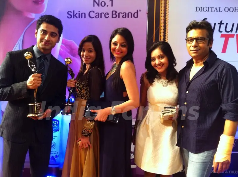 Cast of Beintehaa