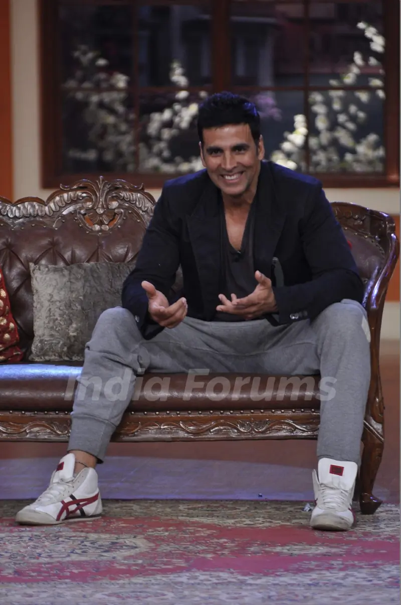 Akshay Kumar on Comedy Nights With Kapil