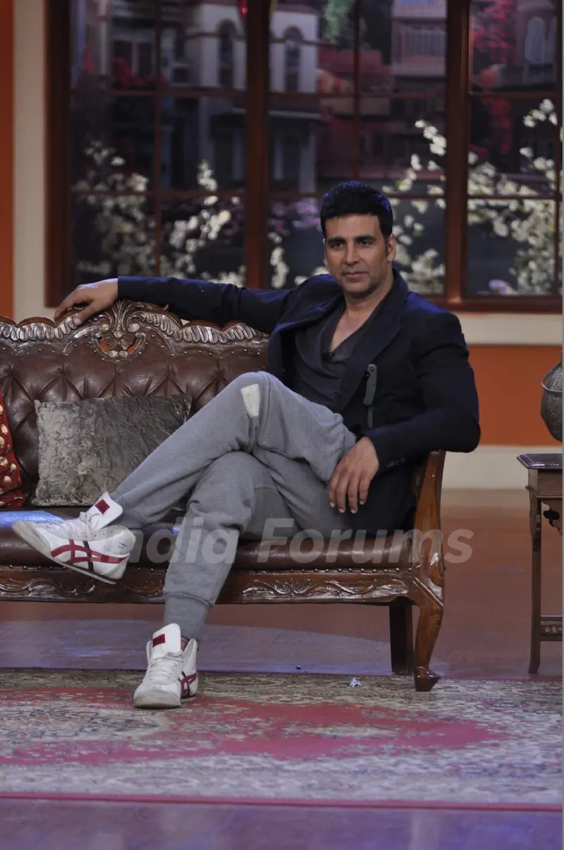 Akshay Kumar on Comedy Nights With Kapil