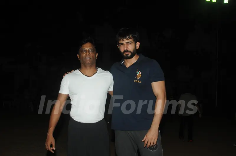 Jay Bhanushali at the Cricket Match between Singers and the Cast of 'Desi Katte'