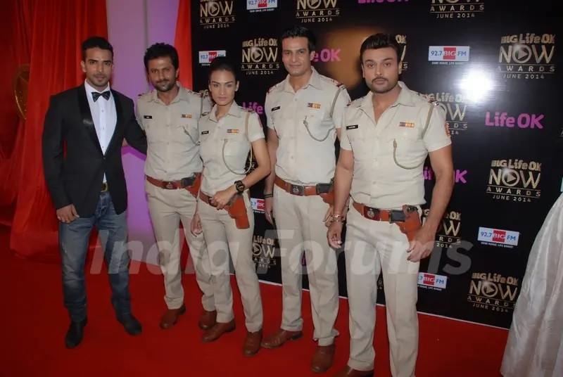 Cast of Shapath at Life OK Now Awards .