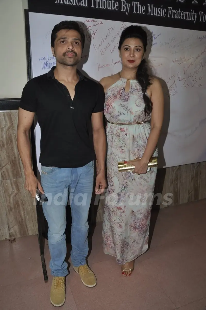 Himesh Reshammiya and Sonia Kapoor pays a tribute to R.D. Burman