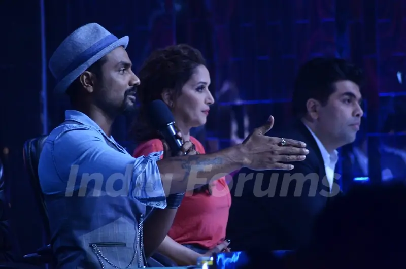Remo gives his opinion about a performance on Jhalak Dikhala Jaa