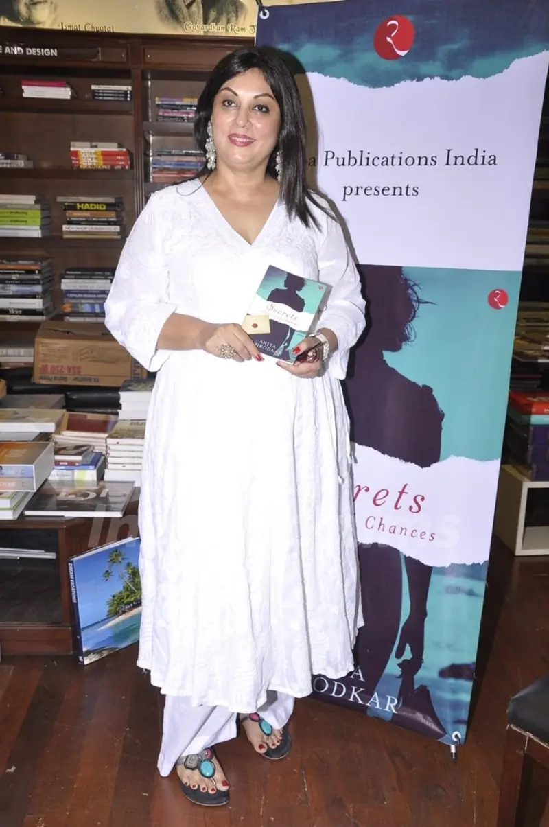 Maria Gorreti at Anita Shirodkar's book "Secrets" launch