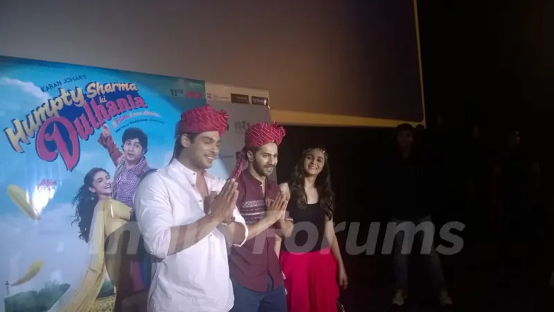 Varun Dhawan, Alia Bhatt and Sidharth Shukla promote Humpty Sharma Ki Dulhania in Jaipur