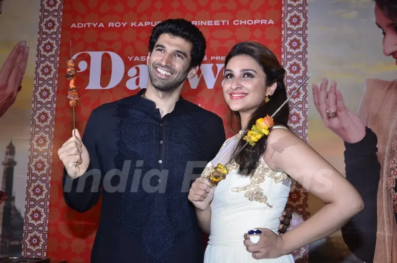 Parineeti Chopra and Aditya Roy Kapoor poses with kebab at the promotion of Daawat-e-Ishq