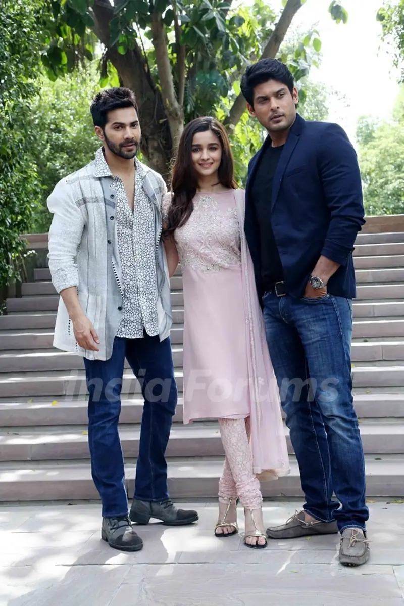 Alia Bhatt ,Varun Dhawan and Siddharth Shukla promotes`Humpty Sharma Ki Dhulania in Delhi