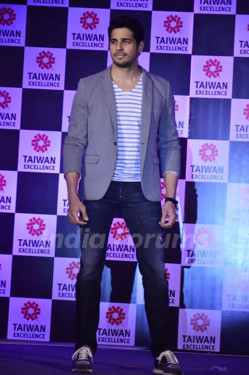 Sidharth Malhotra poses for the camera at Taiwan Excellence launch