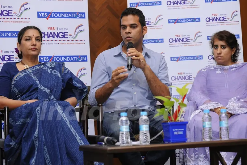 Vikramaditya Motwane addressing the audience