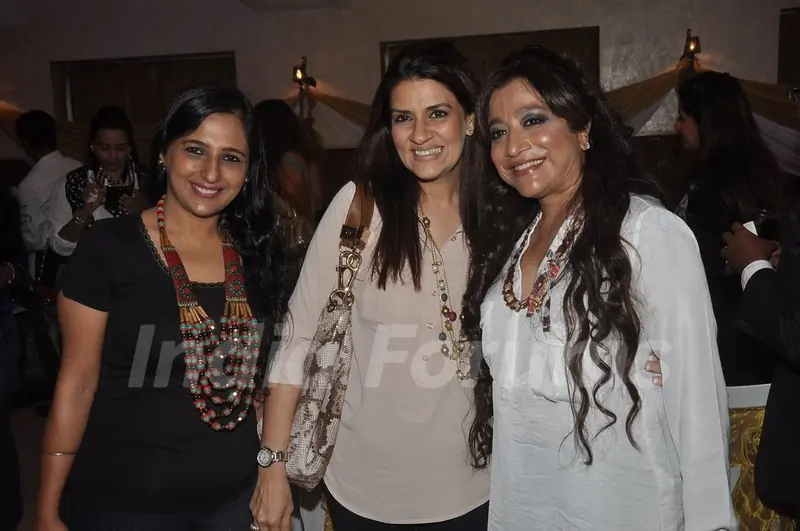 Charu Anand with friends at her Birthday Bash