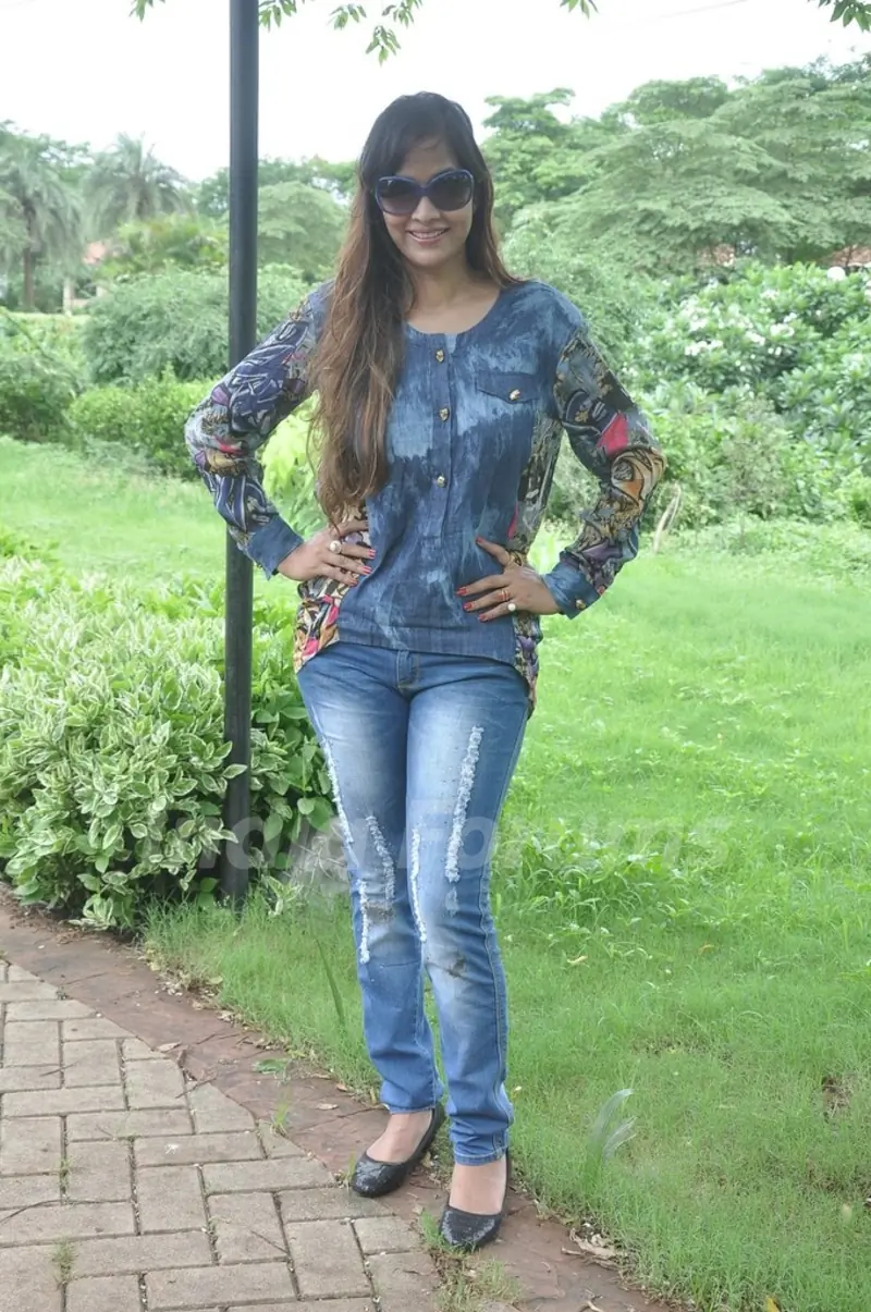 Tanisha Singh poses for the media at the Tree Plantation Drive