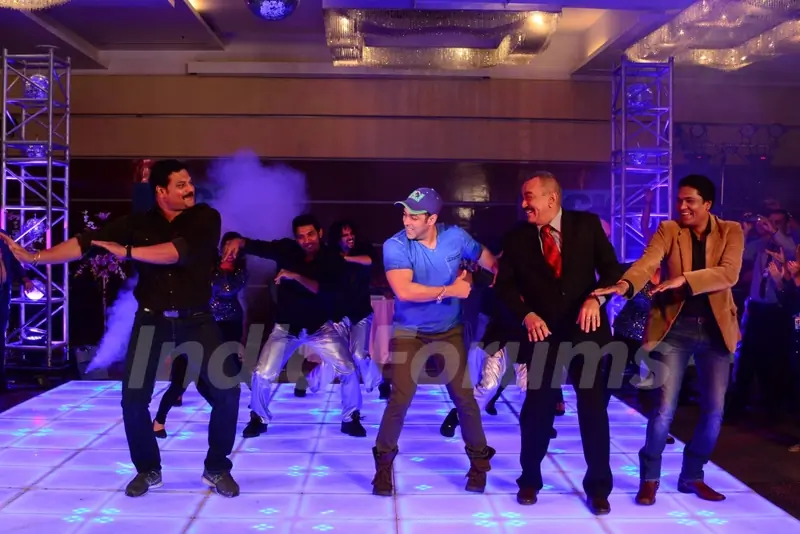 Salman Khan performs with the cast of C.I.D