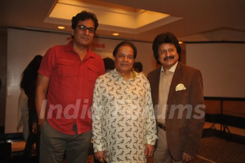 Talat Aziz, Anup Jalota and Pankaj Udhas at the Festival of Ghazals