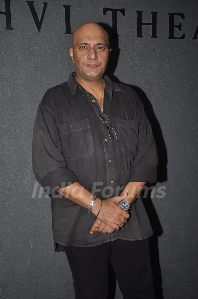 Amit Behl at the Preview of Salim Arif's Play 'Taj Mahal ka Udhghatan"