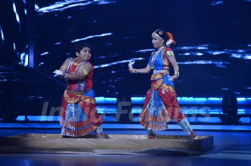 Akshat Singh performs on Jhalak Dikhla Jaa