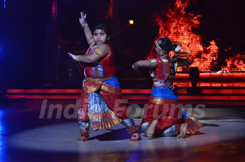 Akshat Singh performs on Jhalak Dikhla Jaa