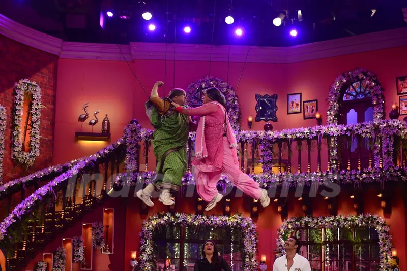 Dadi and Pankhudi get into an air-fight on CNWK