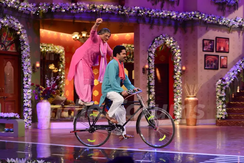 Dadi does a stunt on CNWK