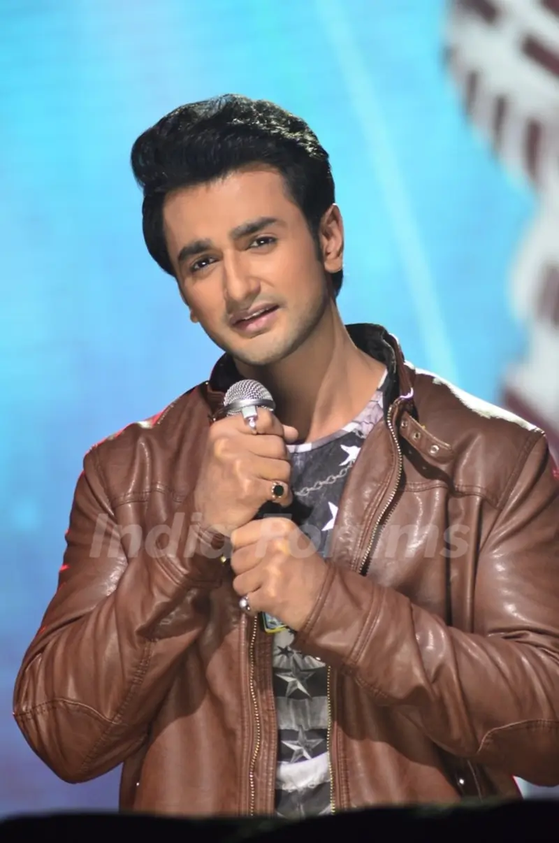 Nishant Malkani performs at Ishq ne Krazzy Kiya Re Promotional Event