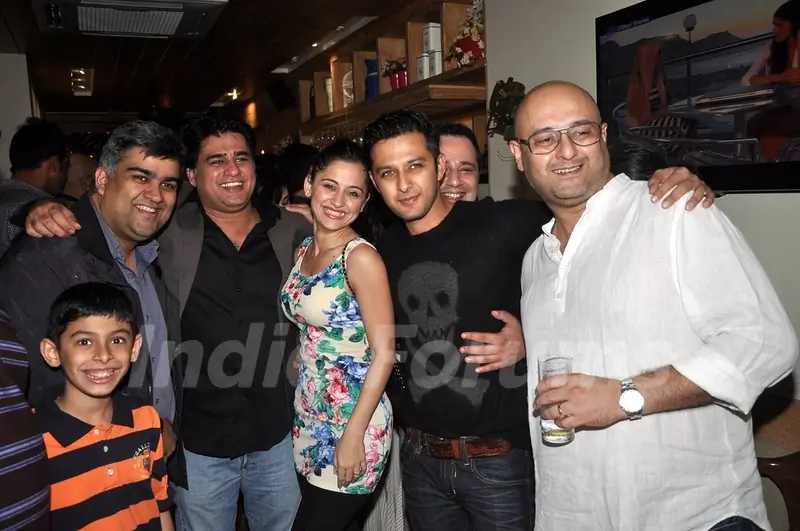 Sanjeeda, Ayub Khan and Vatsal Sheth with friends at the 100 Episodes Completion Party
