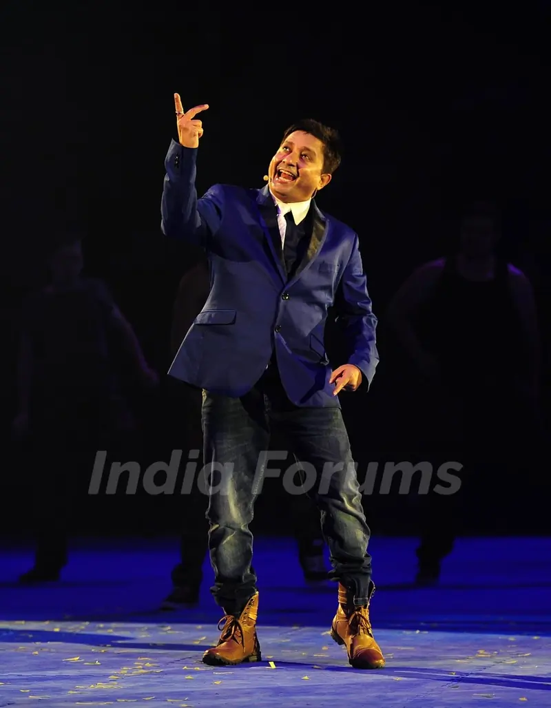Sukhwinder Singh performs at the Launch of World kabaddi League in London