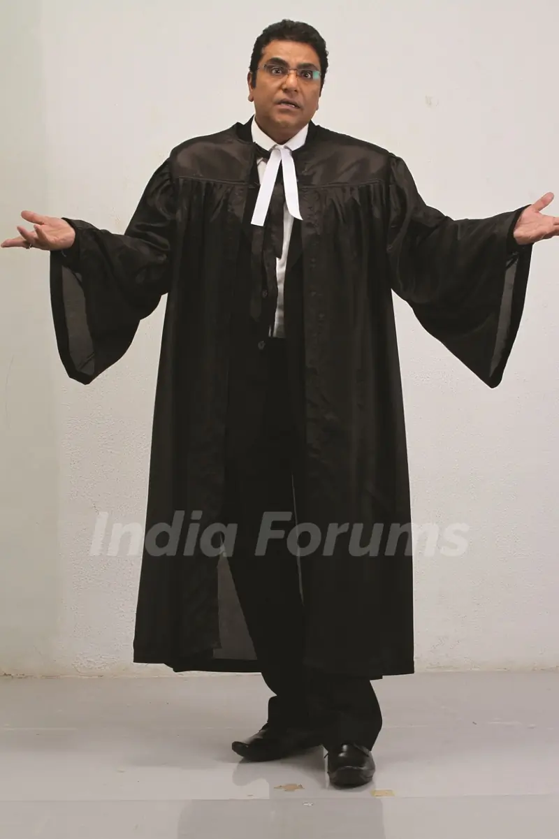 Meinu Ek Ladki Chaahiye