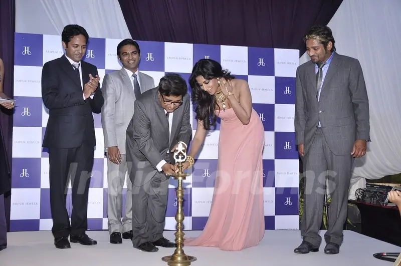 Chitrangda Singh Promotes Jaipur Jewels