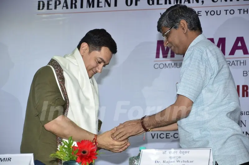 Aamir Khan felicitated at the Communicative Marathi Book Launch