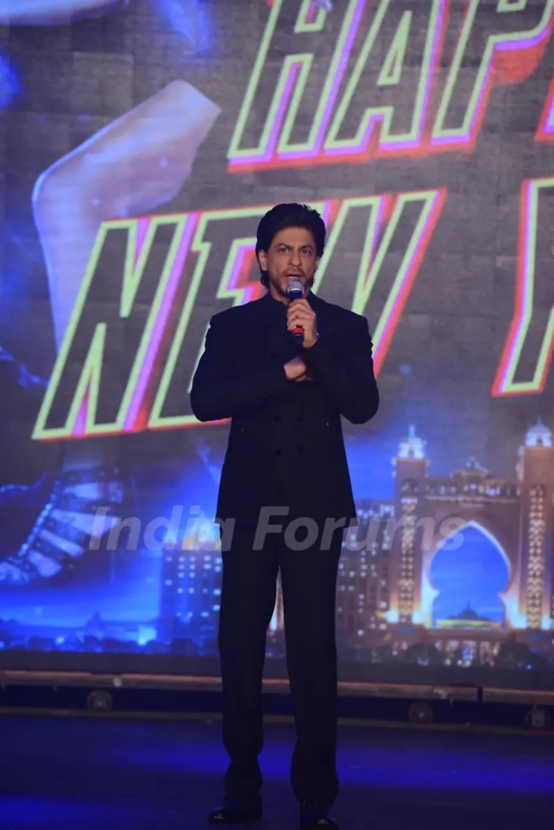 Shah Rukh Khan addresses the Trailer Launch of Happy New Year