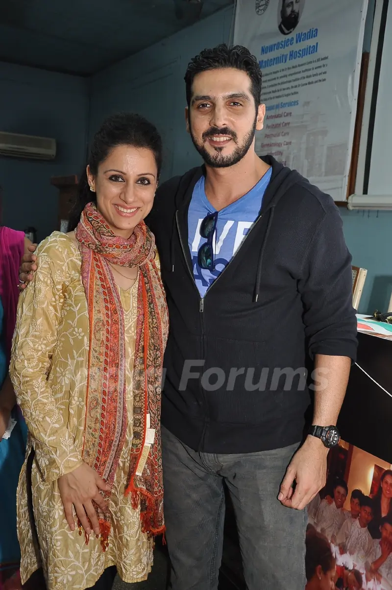 Zayed Khan poses with Rouble Nagi at her Art Workshop