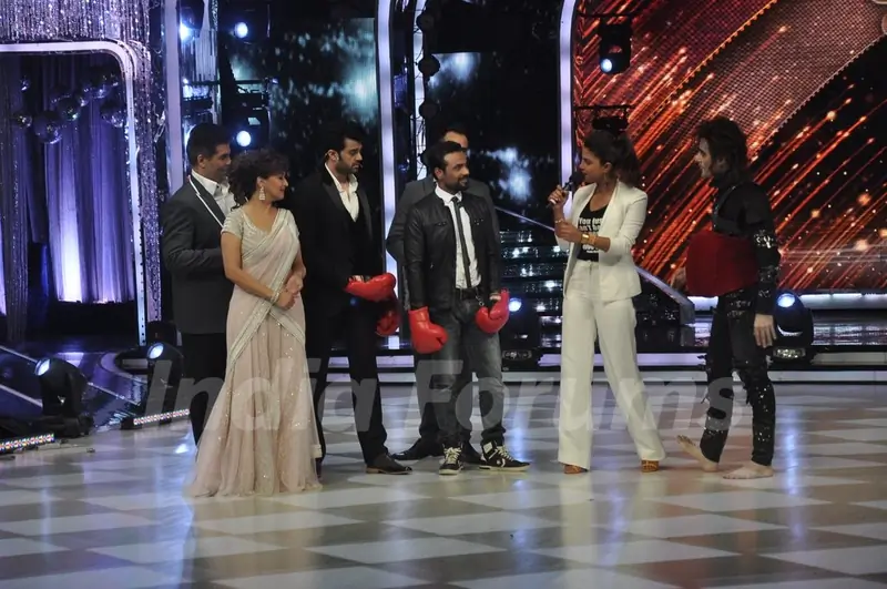 Priyanka Chopra interacts with Remo Dsouza on Jhalak Dikhhlaa Jaa