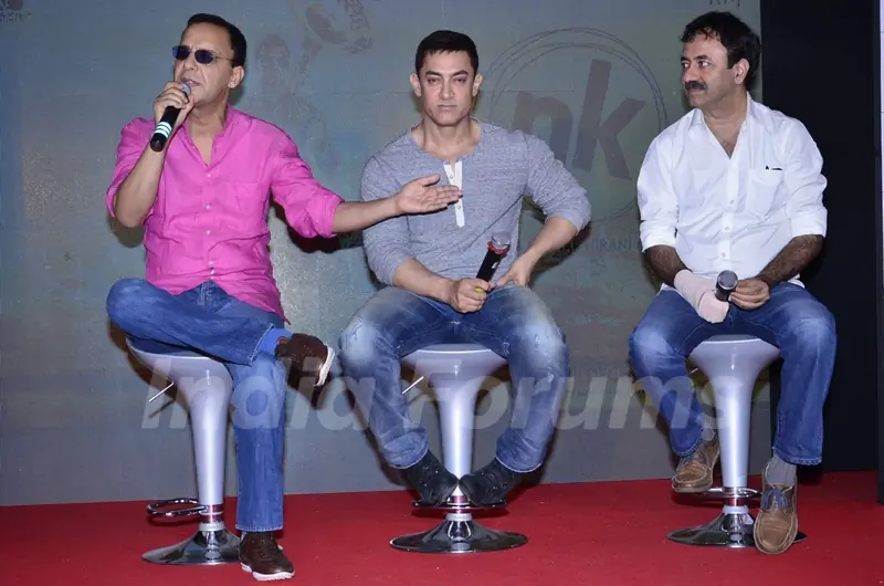 Vidhu Vinod Chopra was spotted interacting with the audience at the Second Poster Launch of P.K.
