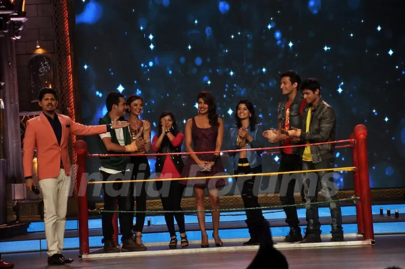 Priyanka Chopra promotes Mary Kom on India's Best Cine Stars Ki Khoj