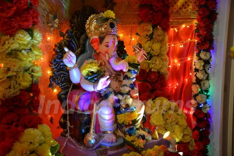 Sharad Malhotra Celebrates Ganesh Utsav