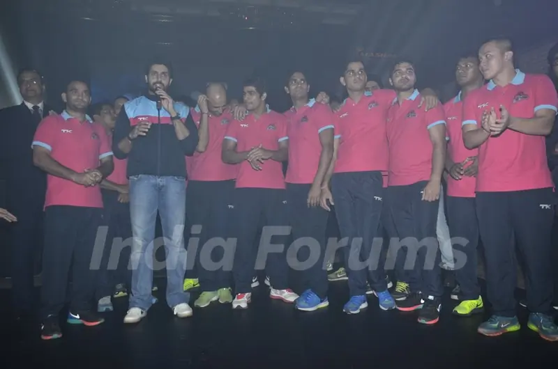 Abhishek Bachchan snapped at the Bash for Pro Kabbadi League by Mahindras