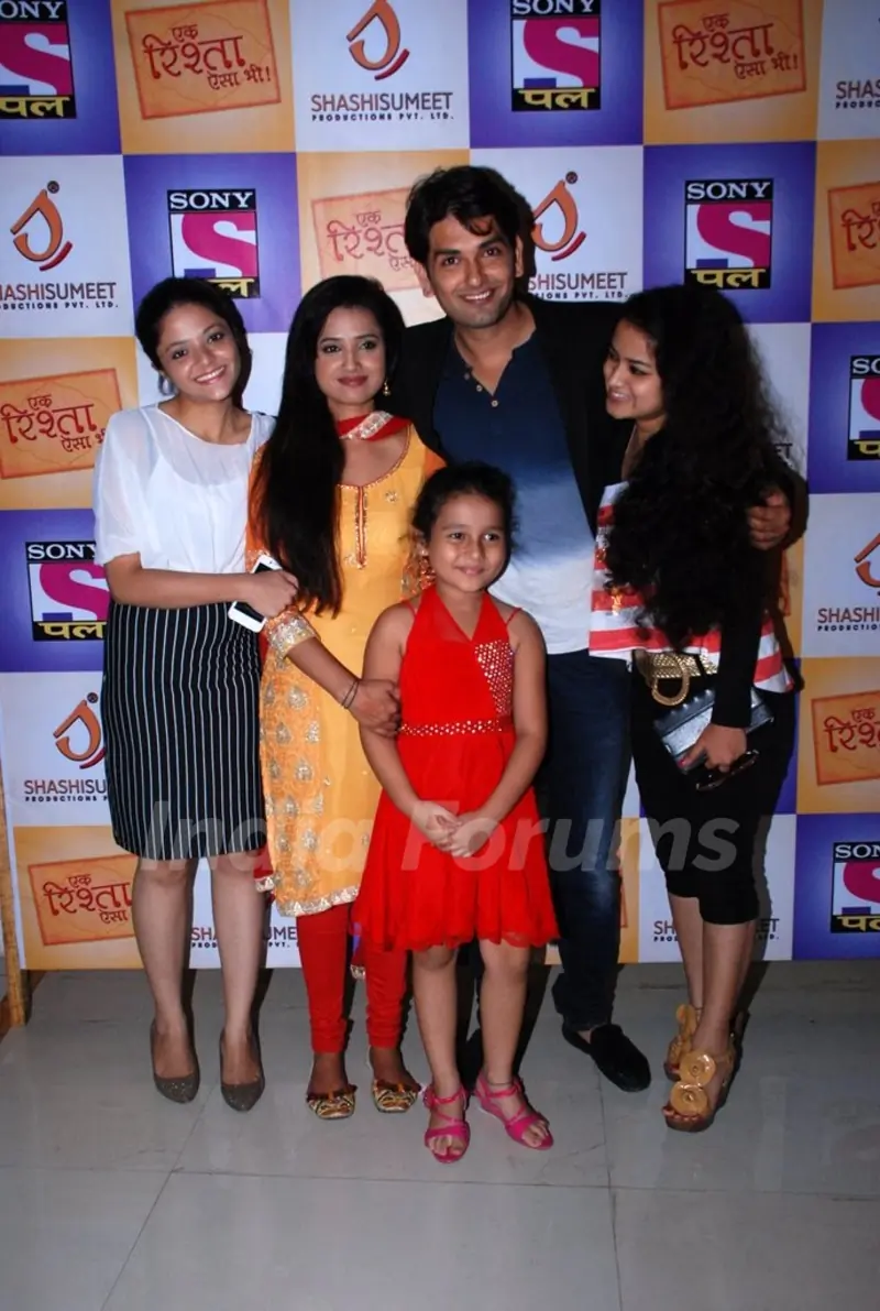 Cast at the Press Meet of Ek Rishta Aisa Bhi