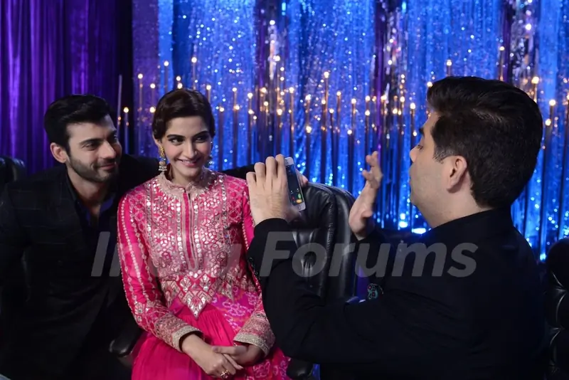 Karan Johar clicks a pic of Sonam Kapoor and Fawad Khan on Jhalak Dikhhlaa Jaa Season 7