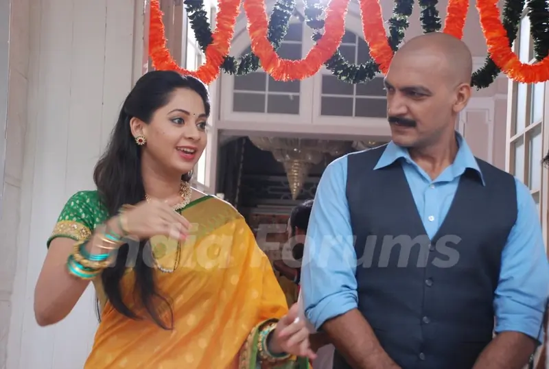 Iss Pyaar Ko Kya Naam Doon... Ek Baar Phir