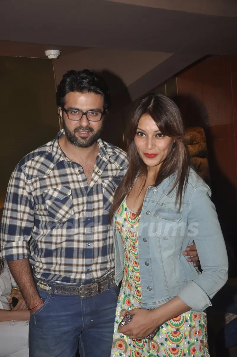 Bipasha Basu and Harman Baweja pose for the media at the Special Screening of Creature 3D