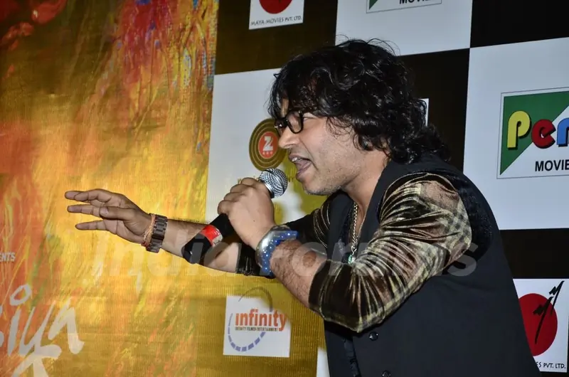 Kailash Kher performs at the Music Launch of Rang Rasiya