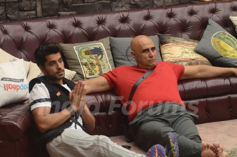 Puneet Issar and Gautam Gulati in Bigg Boss 8