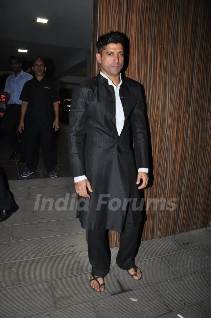 Farhan Akhtar poses for the media at Aamir Khan's Diwali Bash