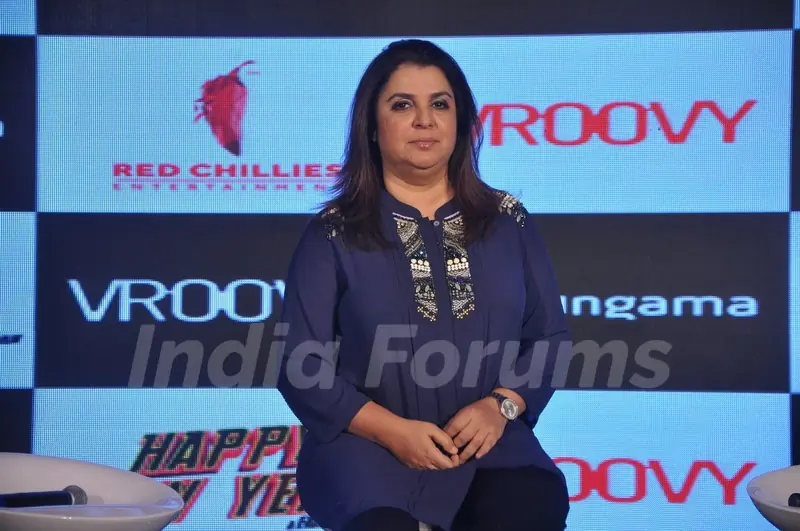Farah Khan poses for the media at Happy New Year Game Launch