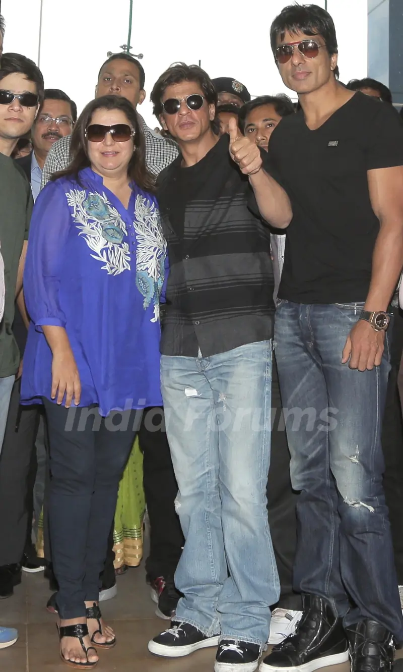 Happy New Year Cast in Kolkota