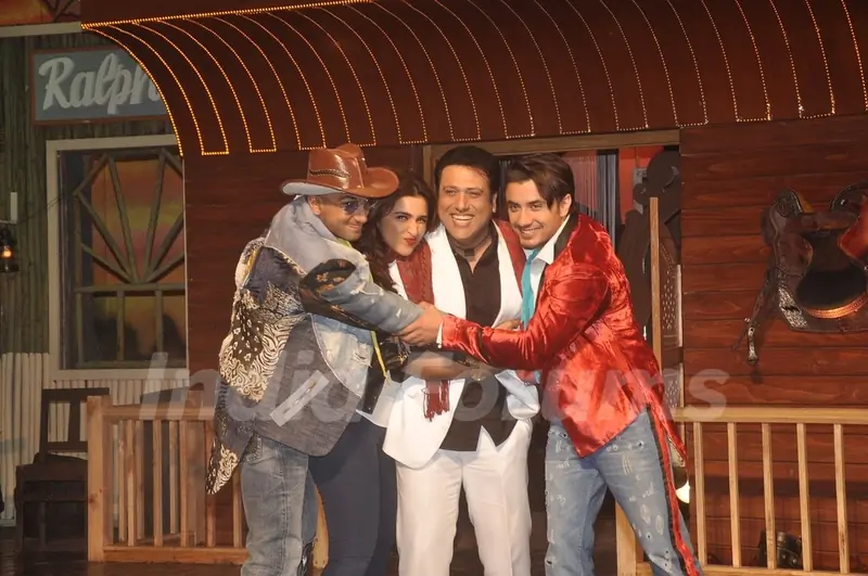 Celebs pose for the media at the Song Launch of Kill Dil