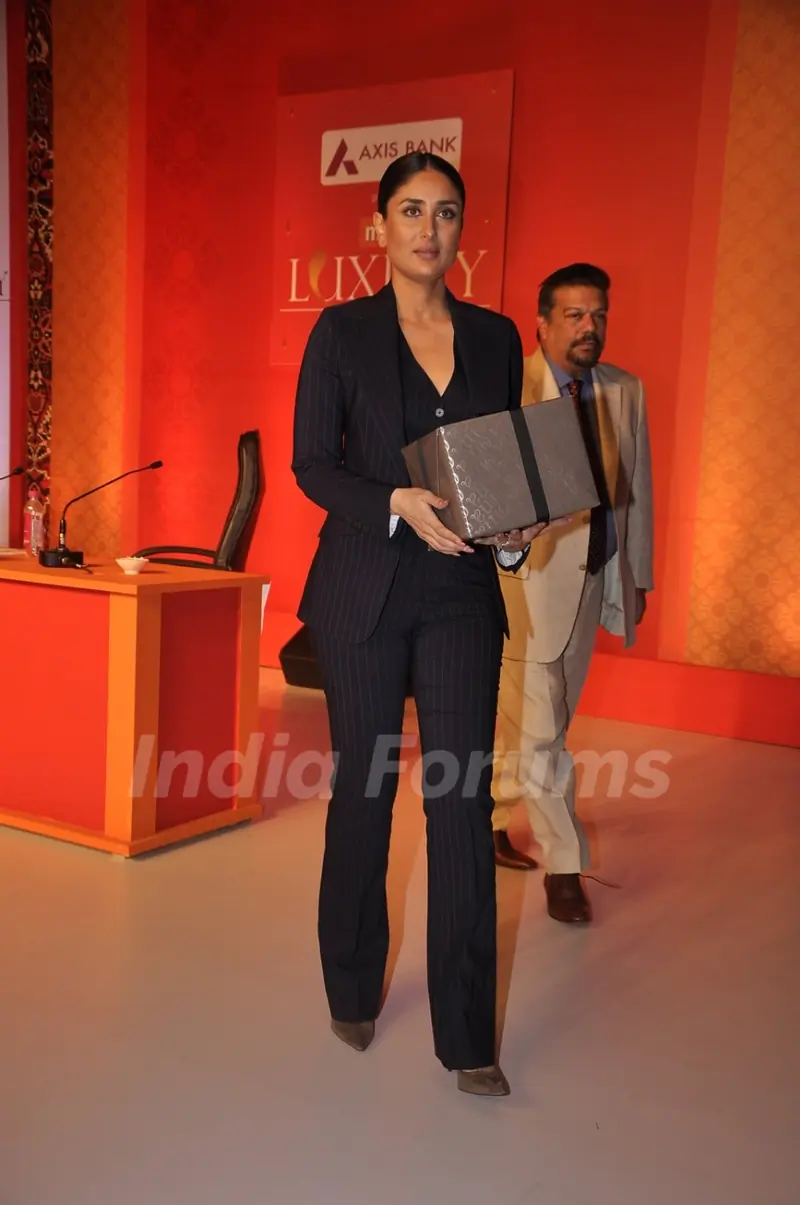 Kareena Kapoor snapped at Mint Luxury Awards