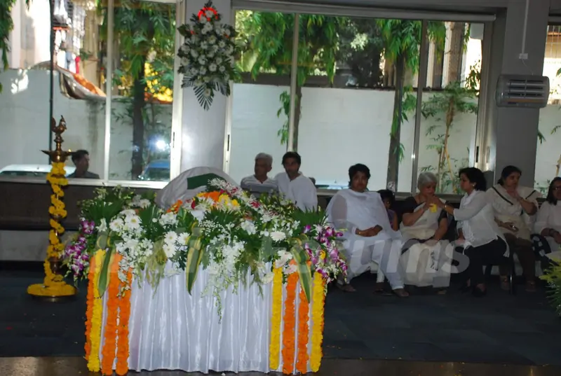 Sadashiv Amrapurkar's Prayer Meet