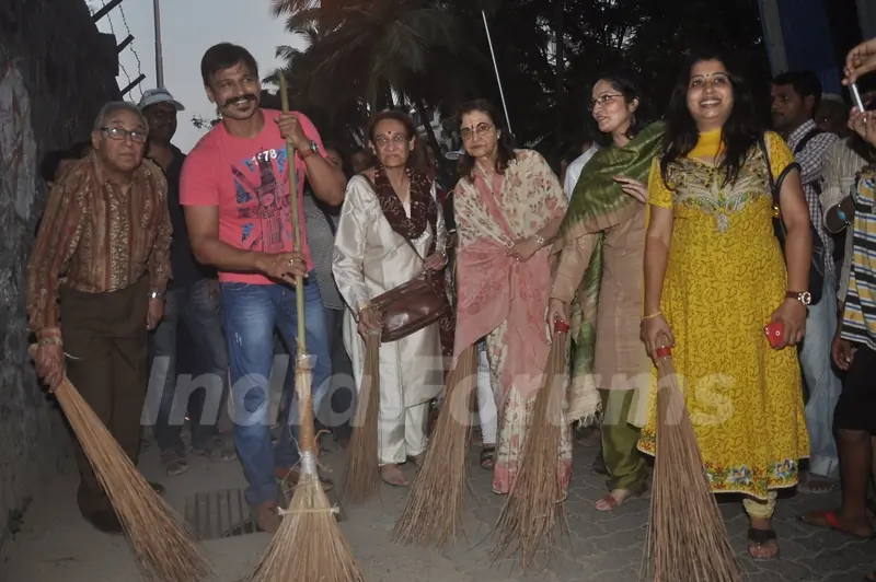 Vivek Oberoi at CPAA Cleanliness Drive