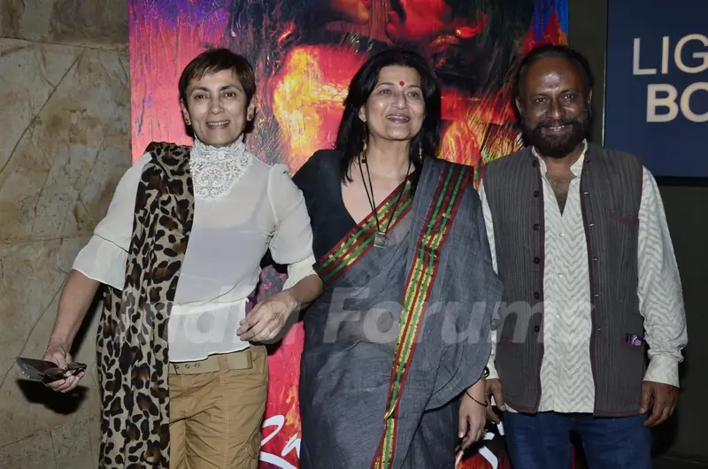 Deepa Sahi and Ketan Mehta pose with Sarika at the Special Screening of Rang Rasiya